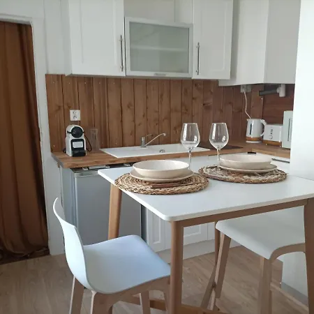 Chaleureux - Centre De Apartamento